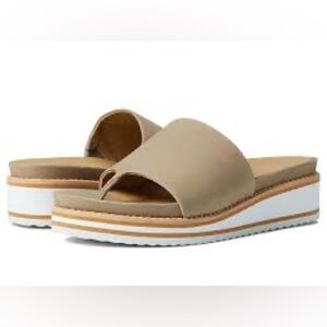 David Tate Womens Hot Taupe Nubuck Mule Wedge Sandals, size 9